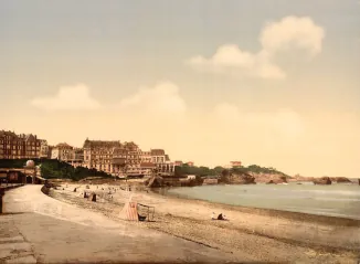 Une vue du littoral à Biarritz